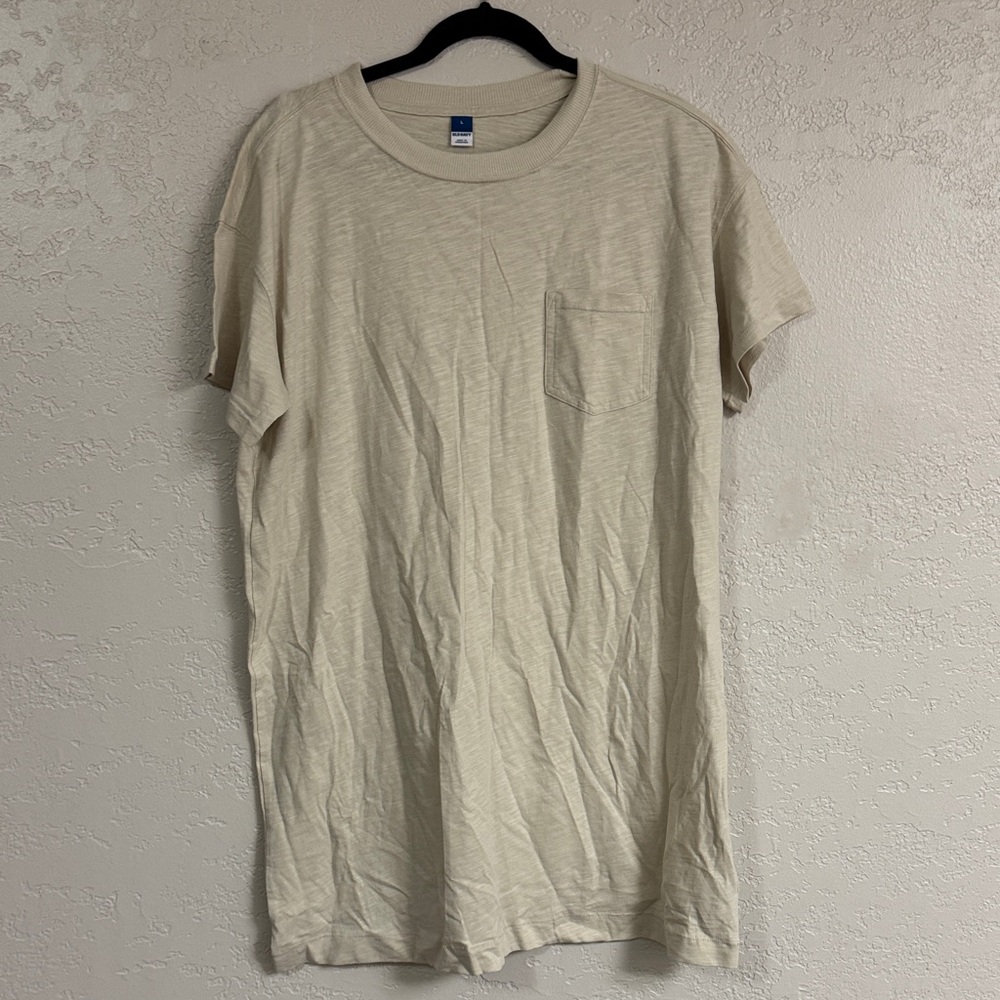 Old Navy Cream Short Sleeve Tee